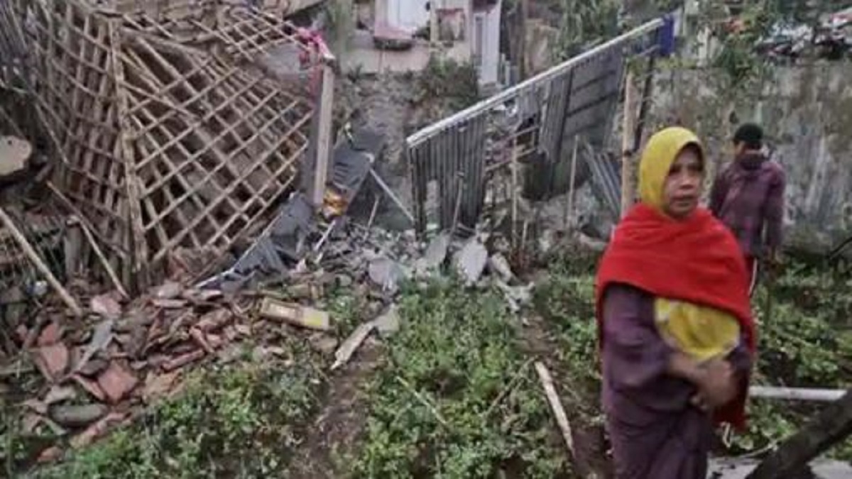 Earthquake devastation in Indonesia