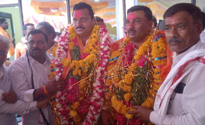 Balaji Khaire as Chairman of Full Agricultural Produce Market Committee (image kj gallary)