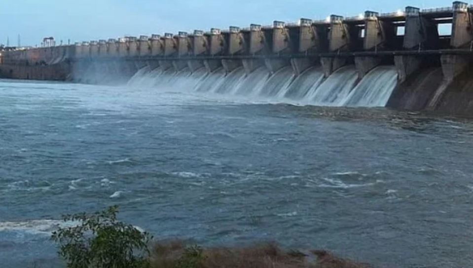 Karnataka water will be given to Maharashtra (image google)